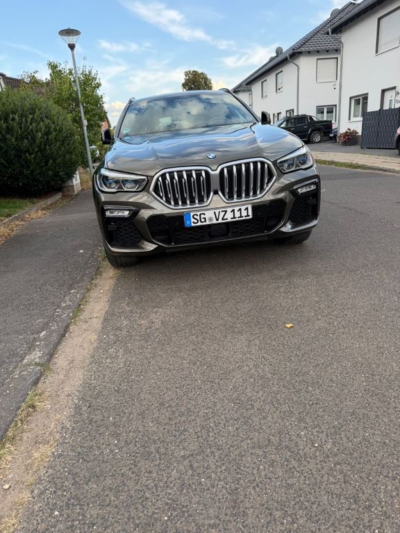 Image of BMW X6