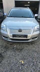 Toyota Avensis 2.0 VVT-I - Toyota Avensis in Mönchengladbach