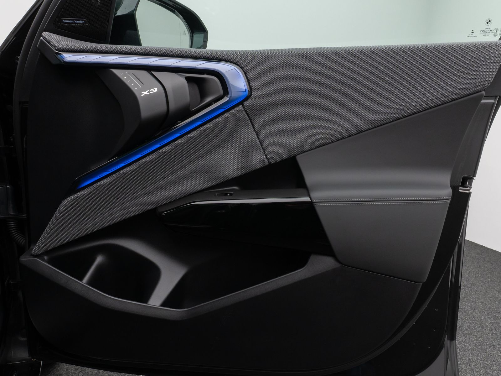 Fahrzeugabbildung BMW X3 M50 Panorama 360°HUD DAB H/K Komfort Alarm