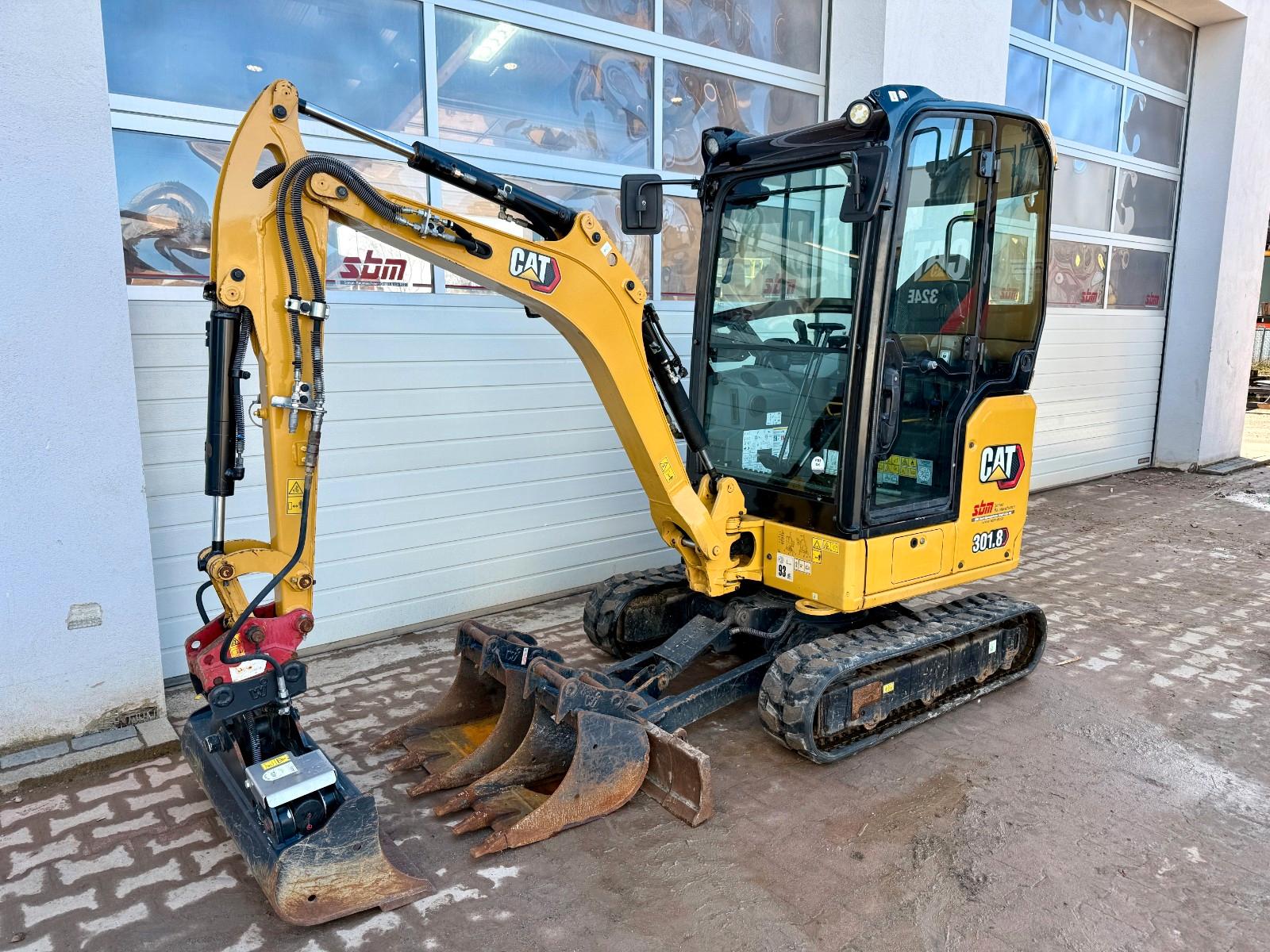 CAT 301.8