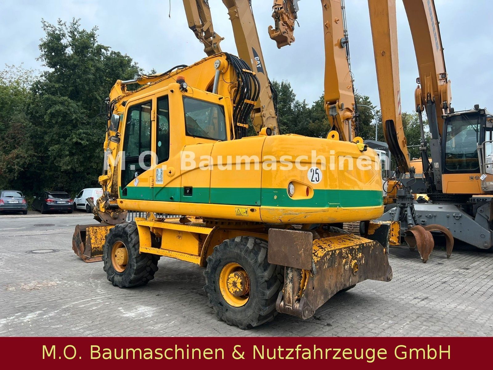 Fahrzeugabbildung CAT CATERPILLAR M 316 D