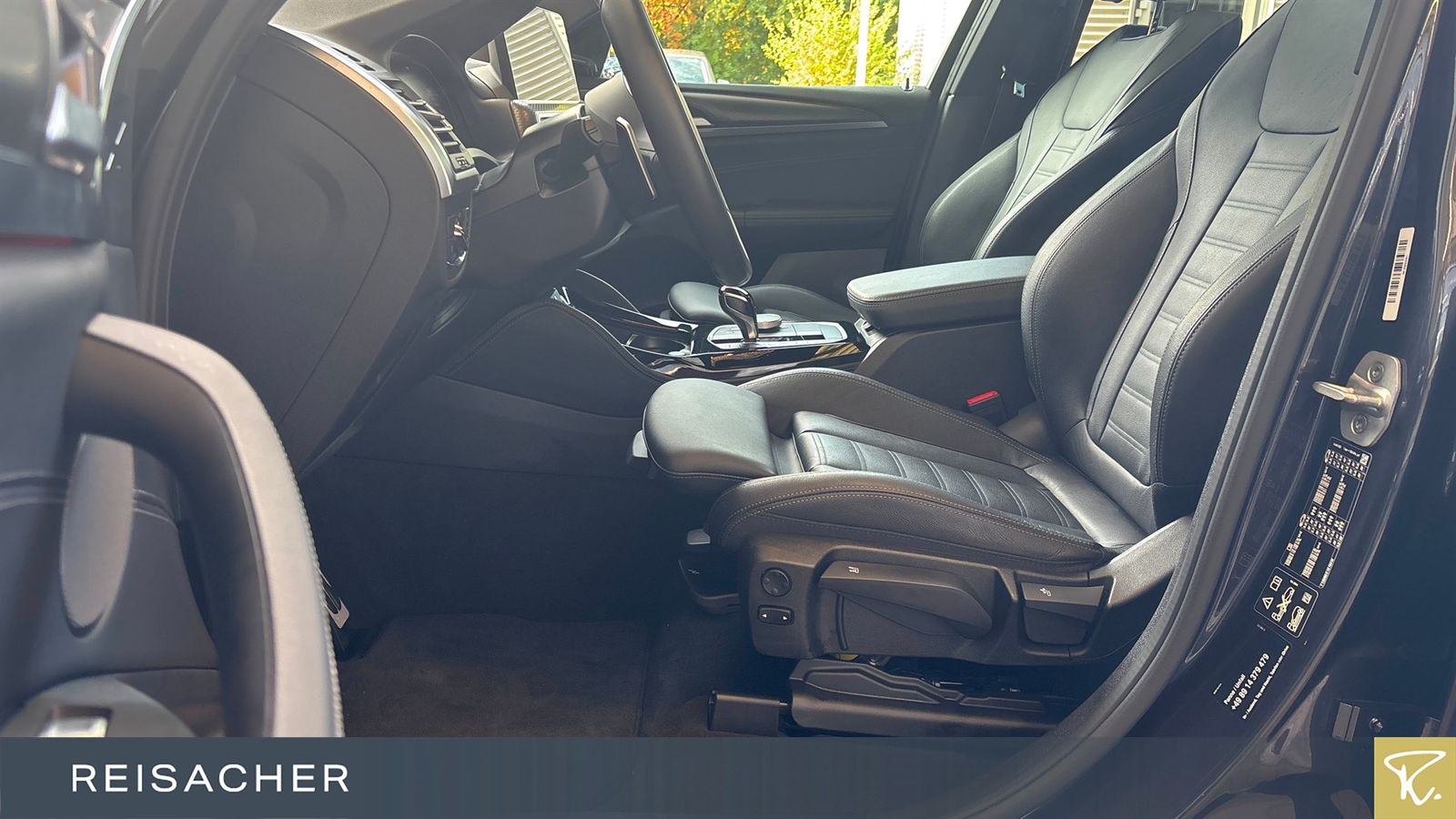 BMW X4 xDrive 30d A M-Sport Pano AHK Leder HUD Laser foto 4