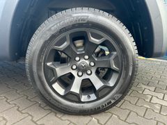 Fahrzeugabbildung Dodge RAM 1500 5,7L V8 Hemi 4x4 AHK Navi Leder Kamera