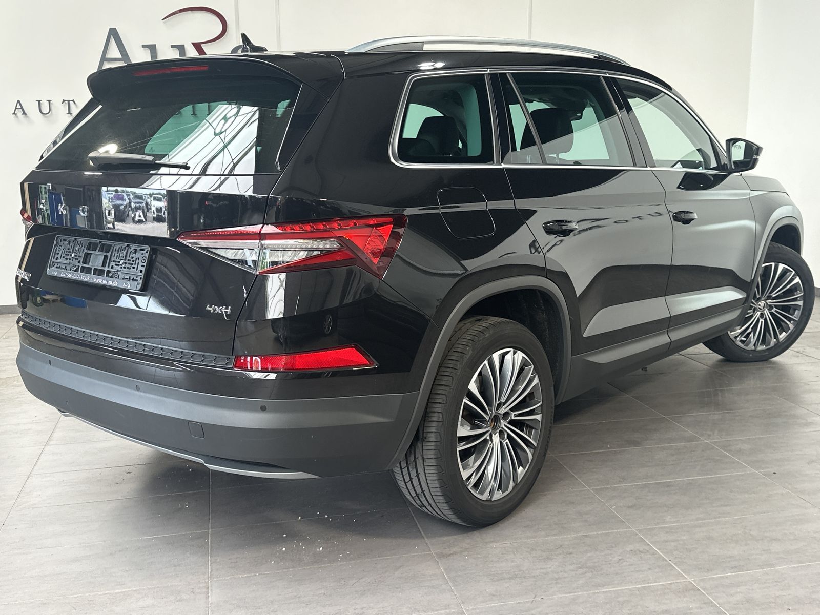 Fahrzeugabbildung SKODA Kodiaq 4x4 Style NAV+MATRIX+ACC+STANDHEIZUNG+VC