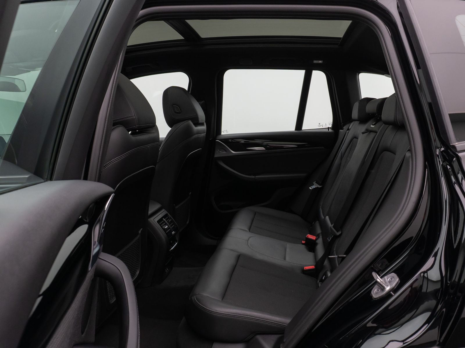 Fahrzeugabbildung BMW X3 xD30e Panorama DAB HiFi Leder M Sport 20Zoll