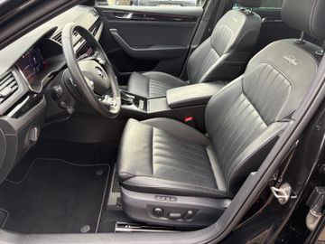 Fahrzeugabbildung SKODA Superb Combi 2.0 TSI L&K 4x4 DSG Pano AHK uvm