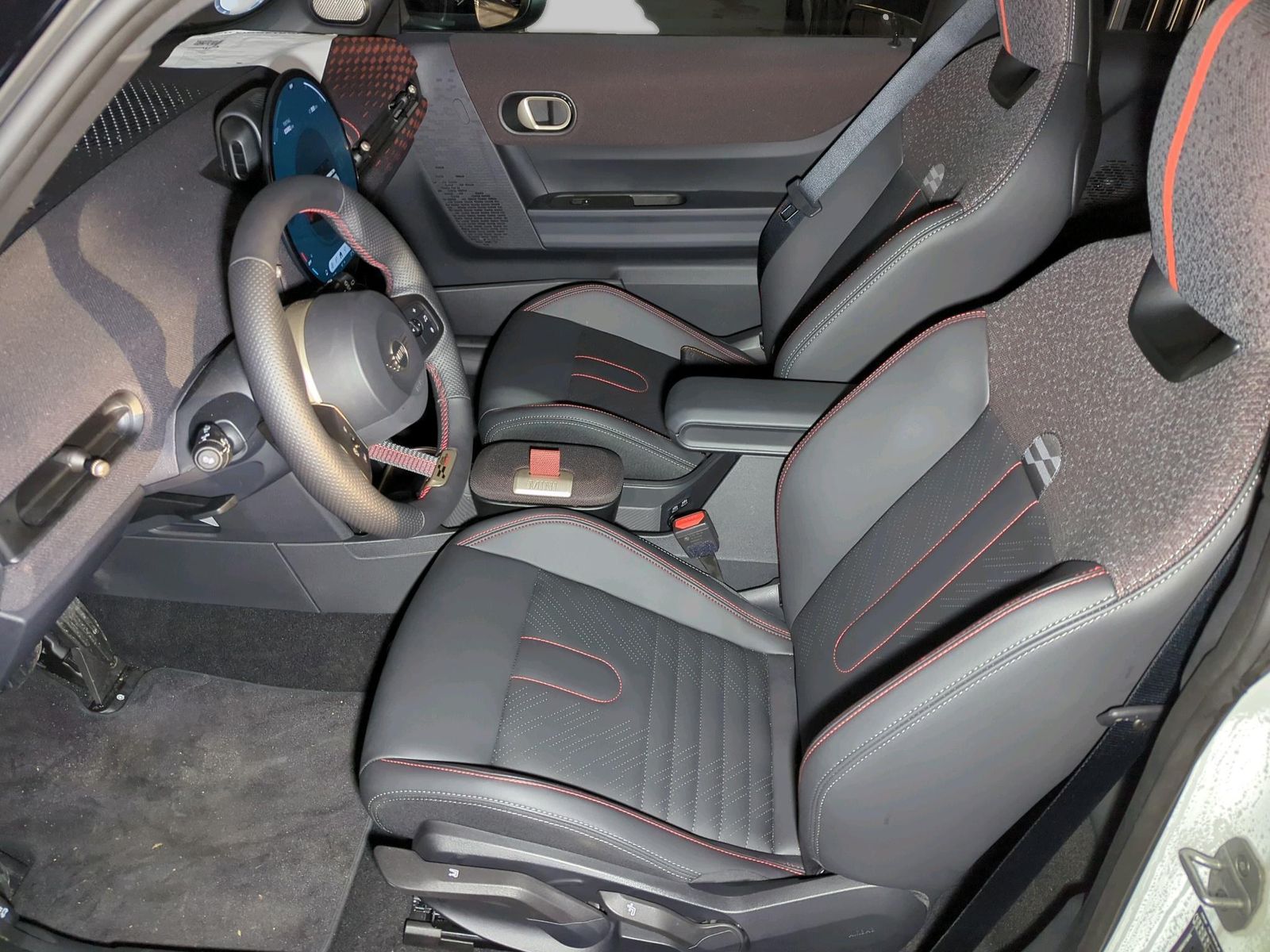 MINI John Cooper Works - Bild 11