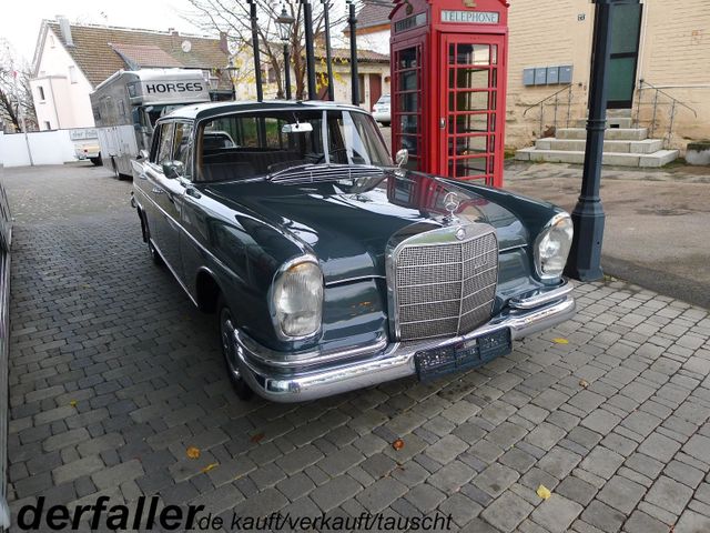 Mercedes-Benz 220 S W111 mit TÜV und H-Zulassung