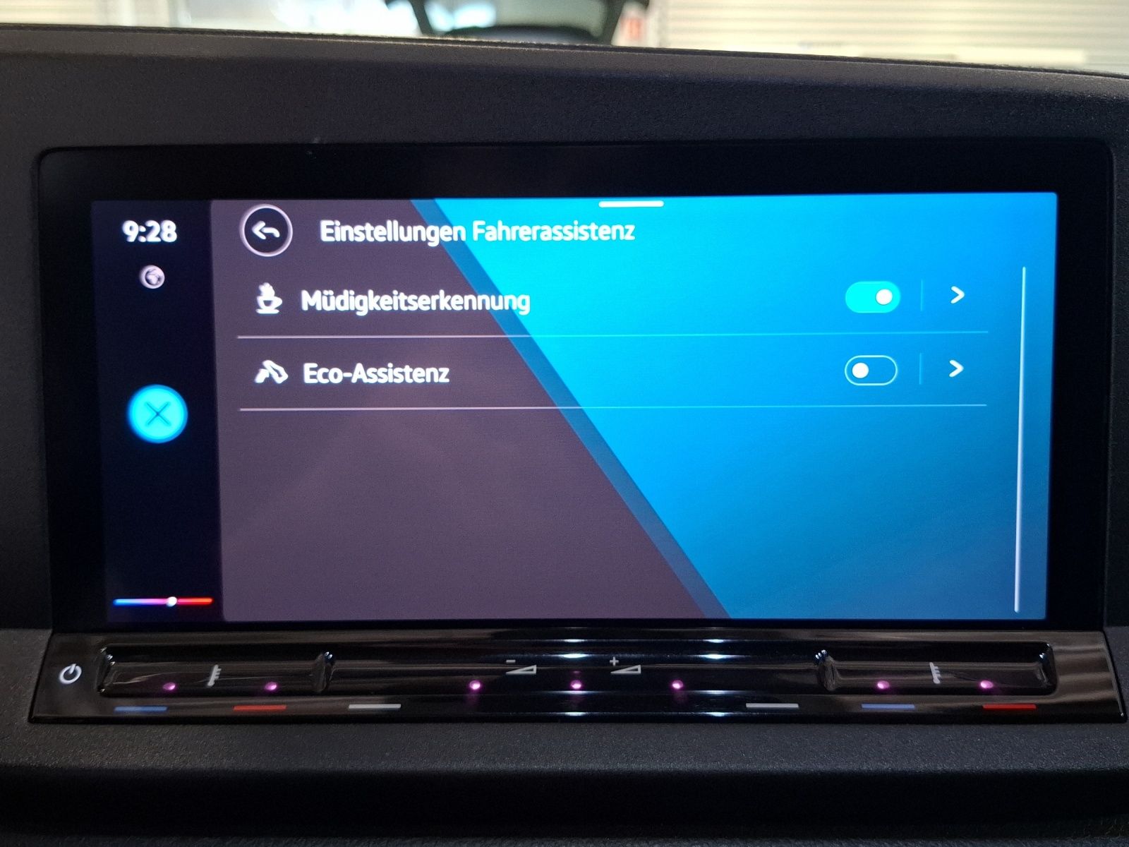 Fahrzeugabbildung Volkswagen Caddy TDI Kasten EcoProfi AHK Navi Klima GRA