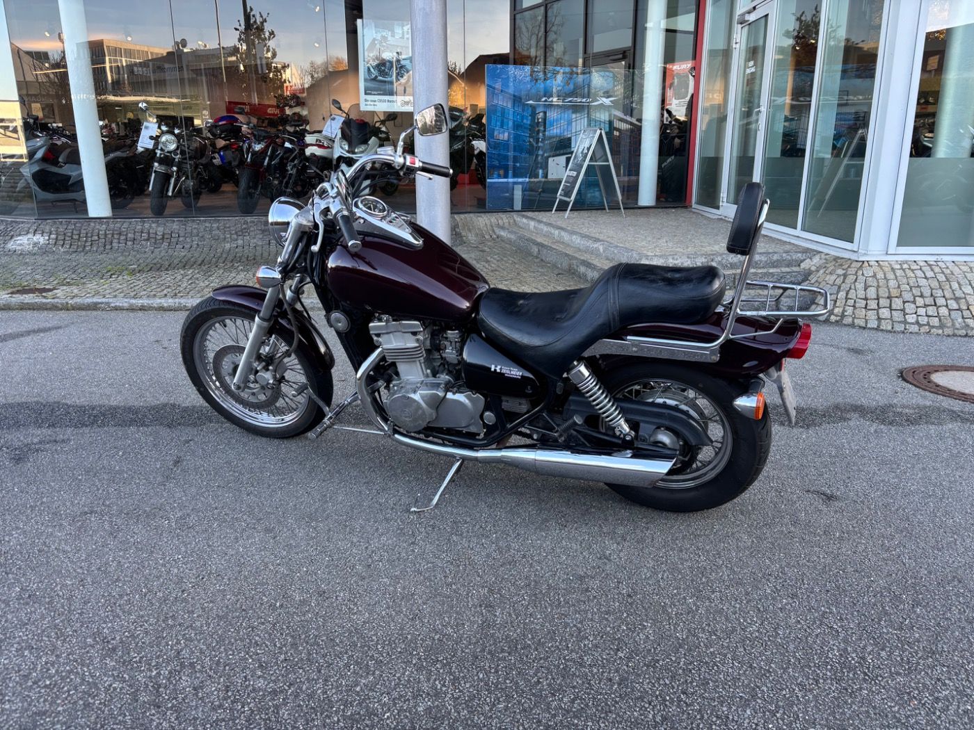 Fahrzeugabbildung Kawasaki EN 500 C