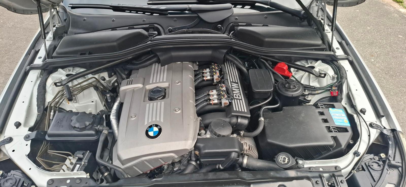 BMW 530i A touring -