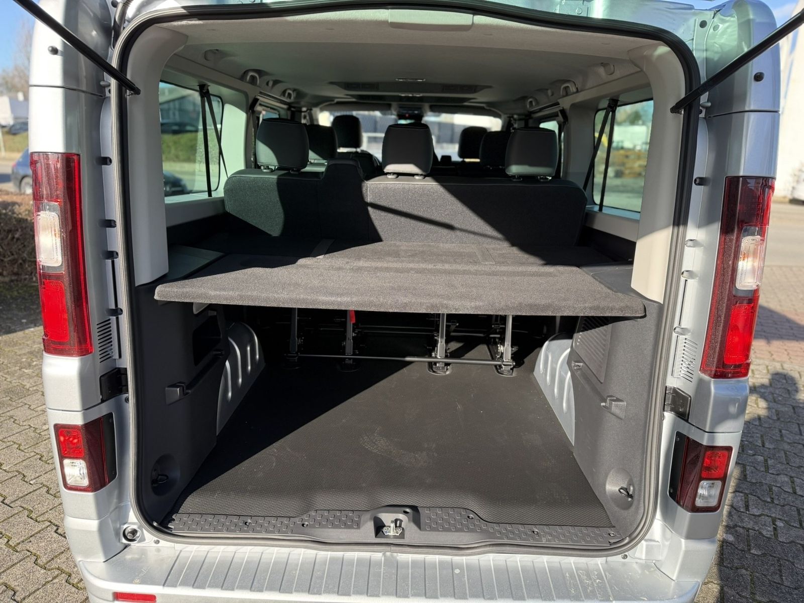 Renault Trafic - Bild 11