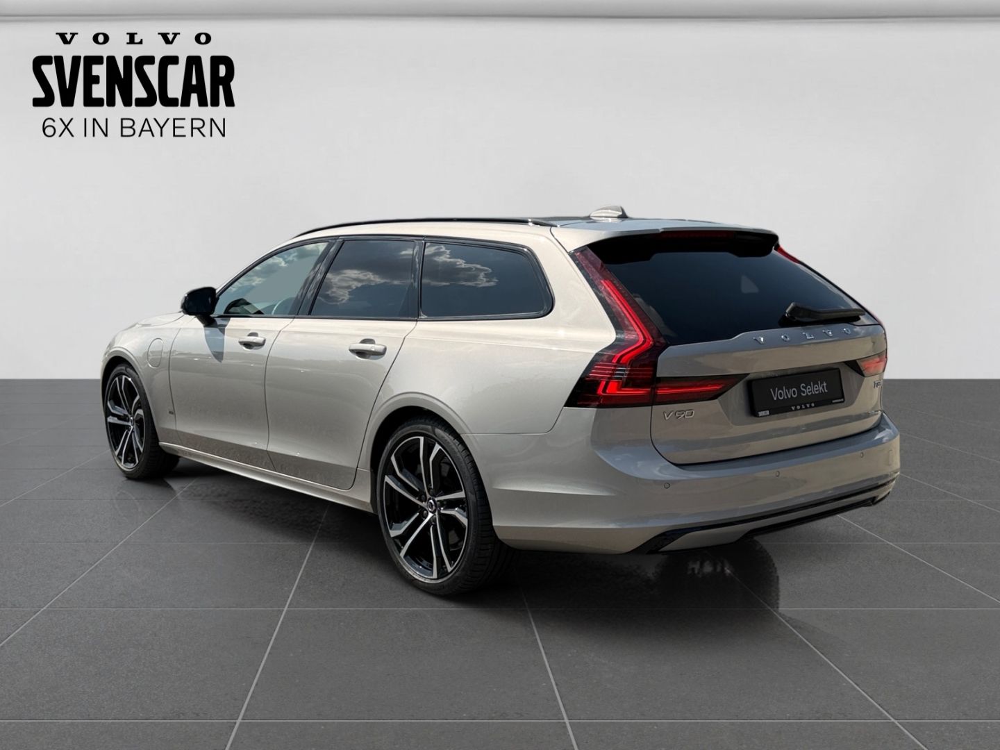 Volvo V90 Ultra Dark Recharge AWD StandHZG HUD Luftfah foto 3