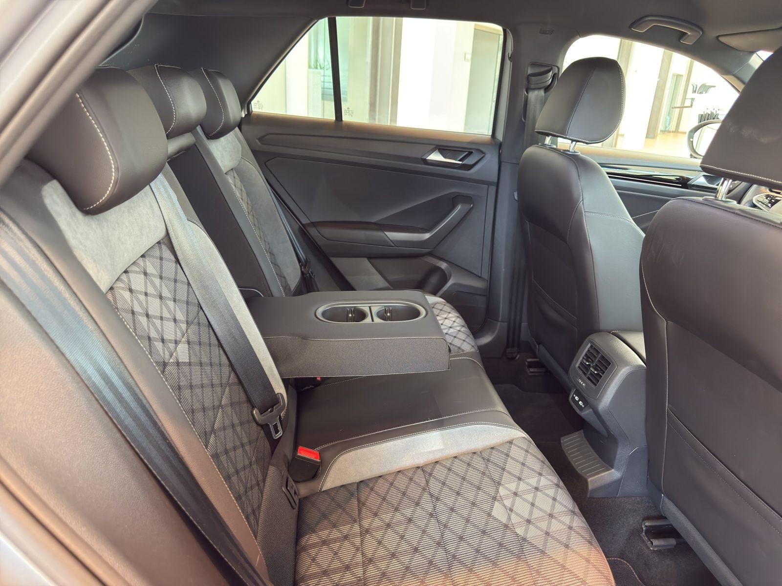 Volkswagen T-Roc R-Line 1.5 TSI 18Z*Matrix*EasyO*RFK*AHK*, миниатюра 23