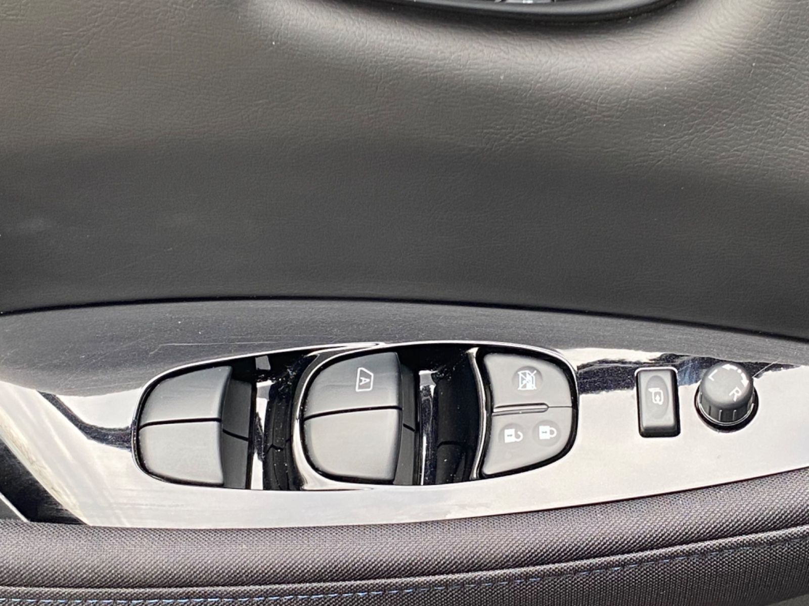 Fahrzeugabbildung Nissan Leaf e+ N-Connecta 62KW e+ - 360°Kam., Winter-P.