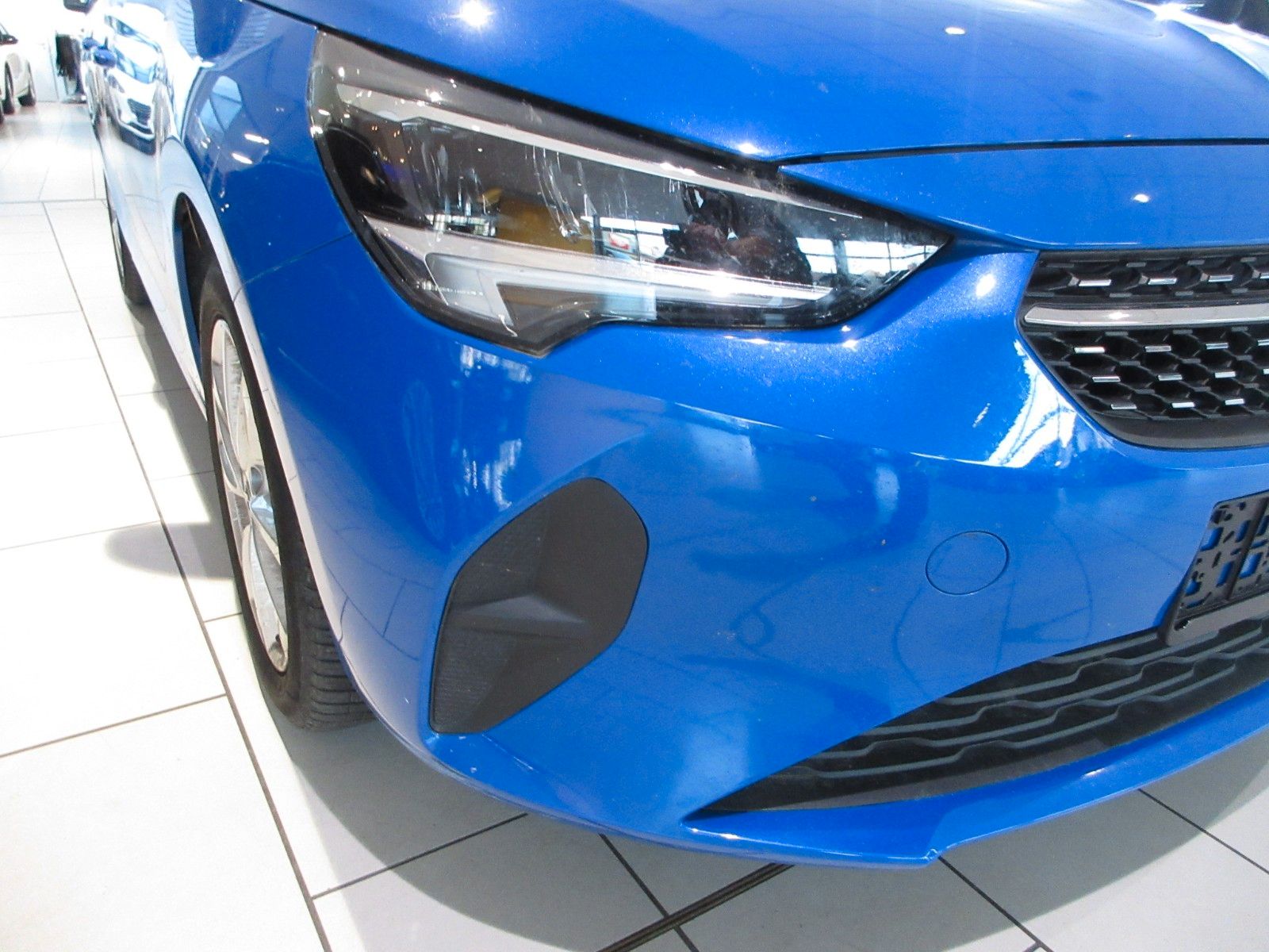 Fahrzeugabbildung Opel Corsa 1.2 T Elegance LED/NAVI/PDC/ALU/TEMPO