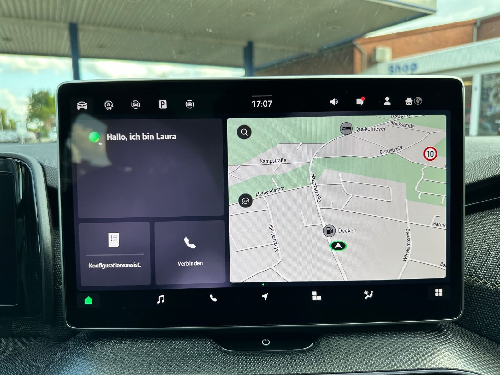 Fahrzeugabbildung SKODA Kodiaq 2.0 TDI 4x4 Selection DSG Pano/AHK/Navi
