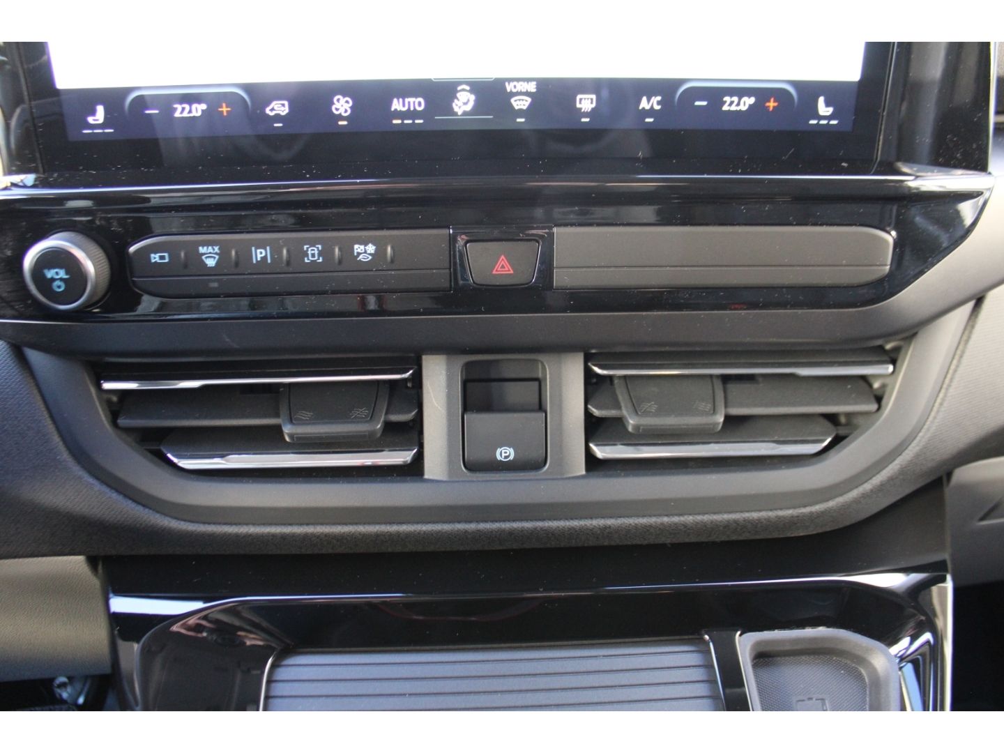 FORD Tourneo Custom 320 L1 Titanium X Matrix ACC AHK - Image 19