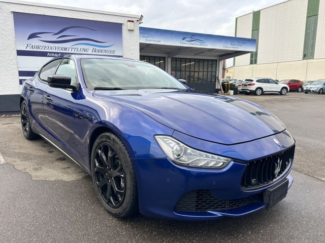 Maserati Ghibli S Leder Navi Automatik viel Neu