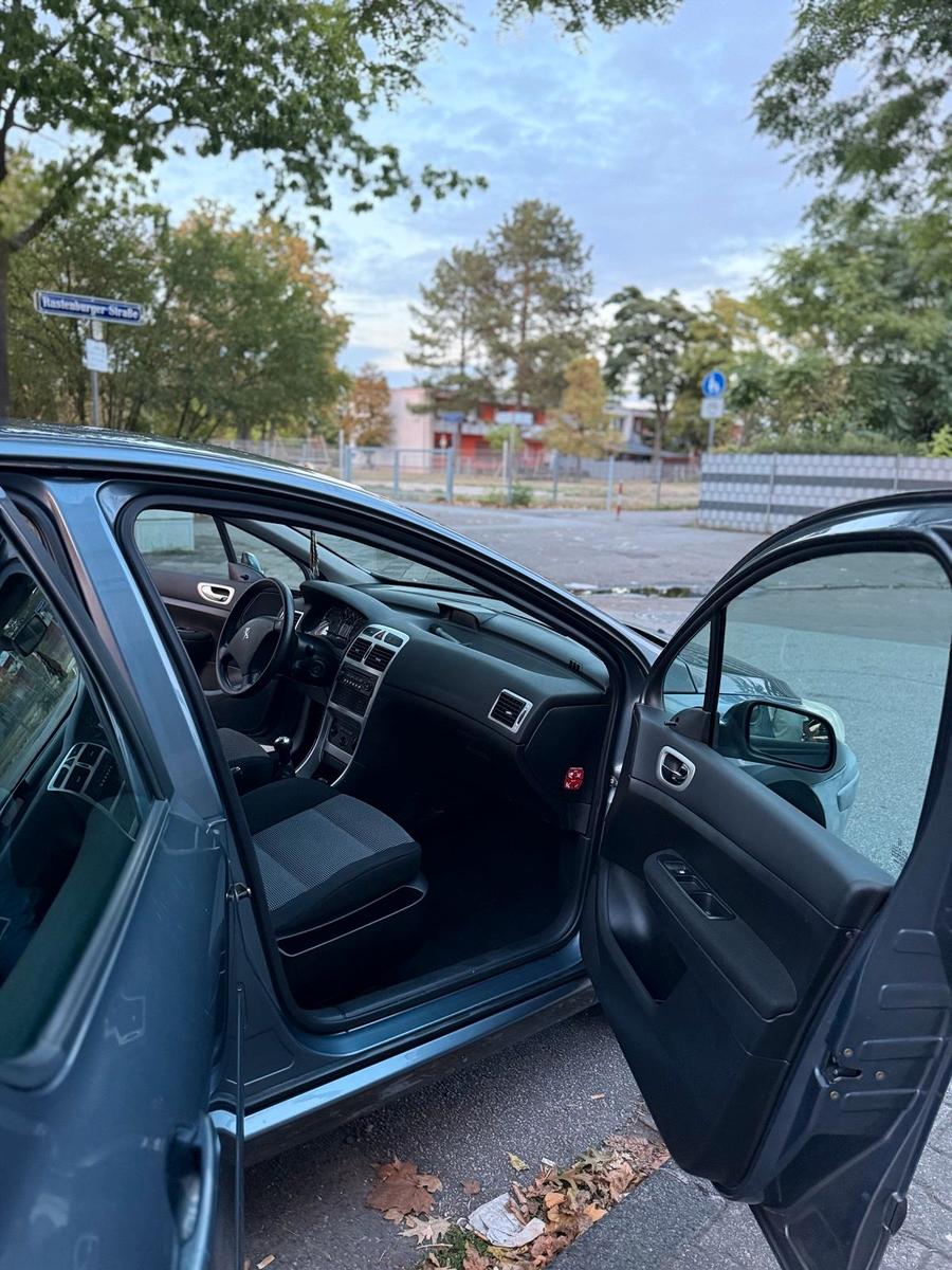 Peugeot 307