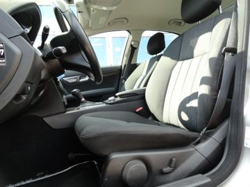Bild 9 Mercedes-Benz C 200 C -Klasse Lim. C 200 Kompressor