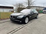 BMW 750i F01 V8 | TÜV neu | Scheckheft | HUD  - BMW 750 aus 2009: 750i