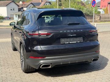 Porsche Cayenne - 9