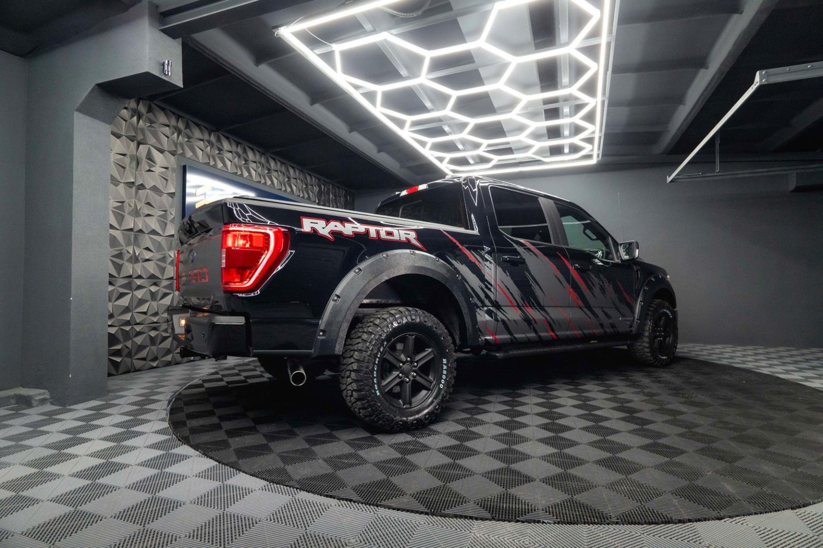 Fahrzeugabbildung Ford F150 3.5L V6 PowerBoost RAPTOR Twin-Turbo 4x4