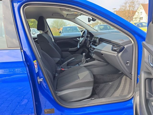 Fahrzeugabbildung SKODA Kamiq Ambition TS81/1.0 M6F