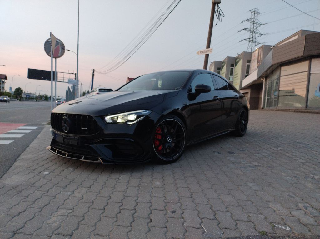 Mercedes-Benz CLA 45 AMG