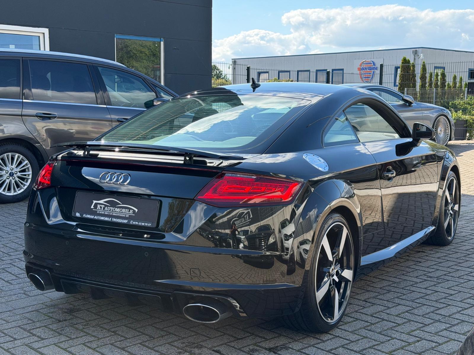 Audi TT Coupe TT RS Coupe 2.5 TFSI quattro/Kamera