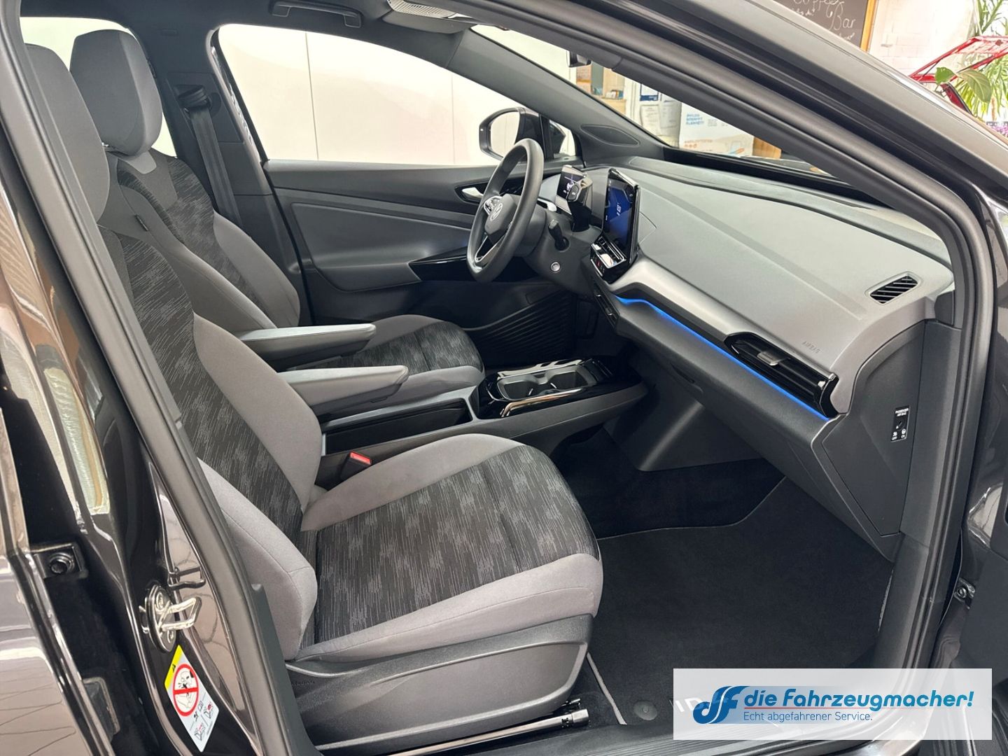 Fahrzeugabbildung Volkswagen ID.4 Pure 109 kW Navi LED Apple CarPlay Android