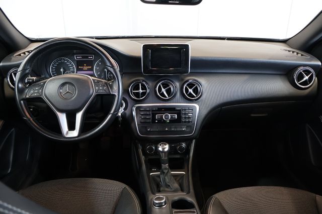 Mercedes-Benz A 180 Style TEILLEDER+BT+ALU+AHK