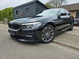 BMW 530i A Sport - BMW 530 mit Benzin-Antrieb: Teilleder, Scheckheftgepflegt