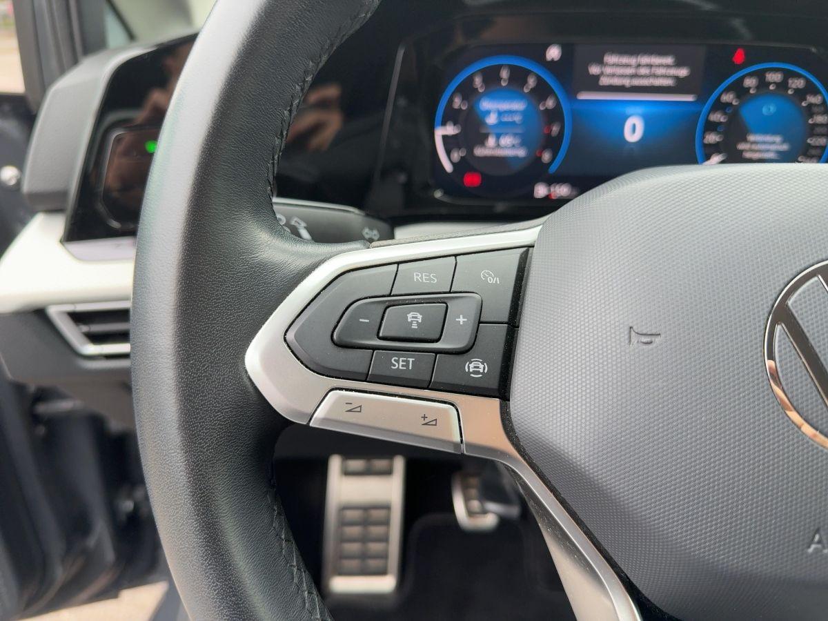 Volkswagen Golf VIII 1.0 TSI "MOVE" Climatronic LED PDC SHZ, миниатюра 13