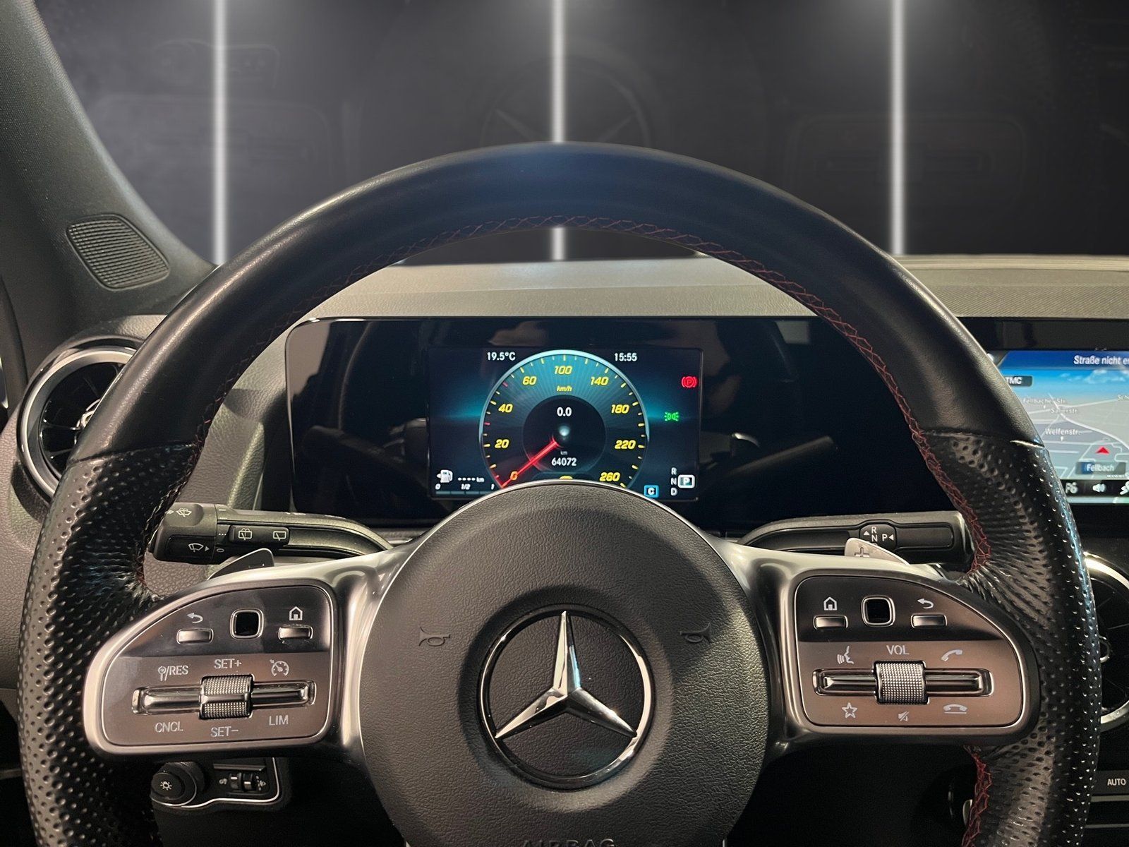 Fahrzeugabbildung Mercedes-Benz GLB 220 d AMG*Standh*Night*Fondsitz verstellbar*