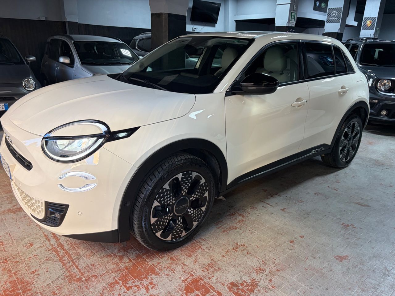 Fiat 600 Hybrid 110 CV DCT MHEV La Prima imagem 3