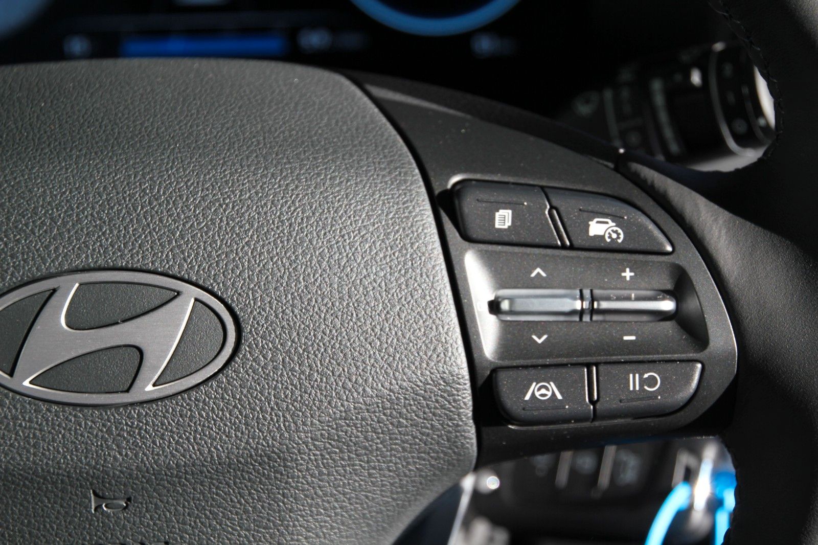 Fahrzeugabbildung Hyundai i30cw 1.5 DPI GO! Plus