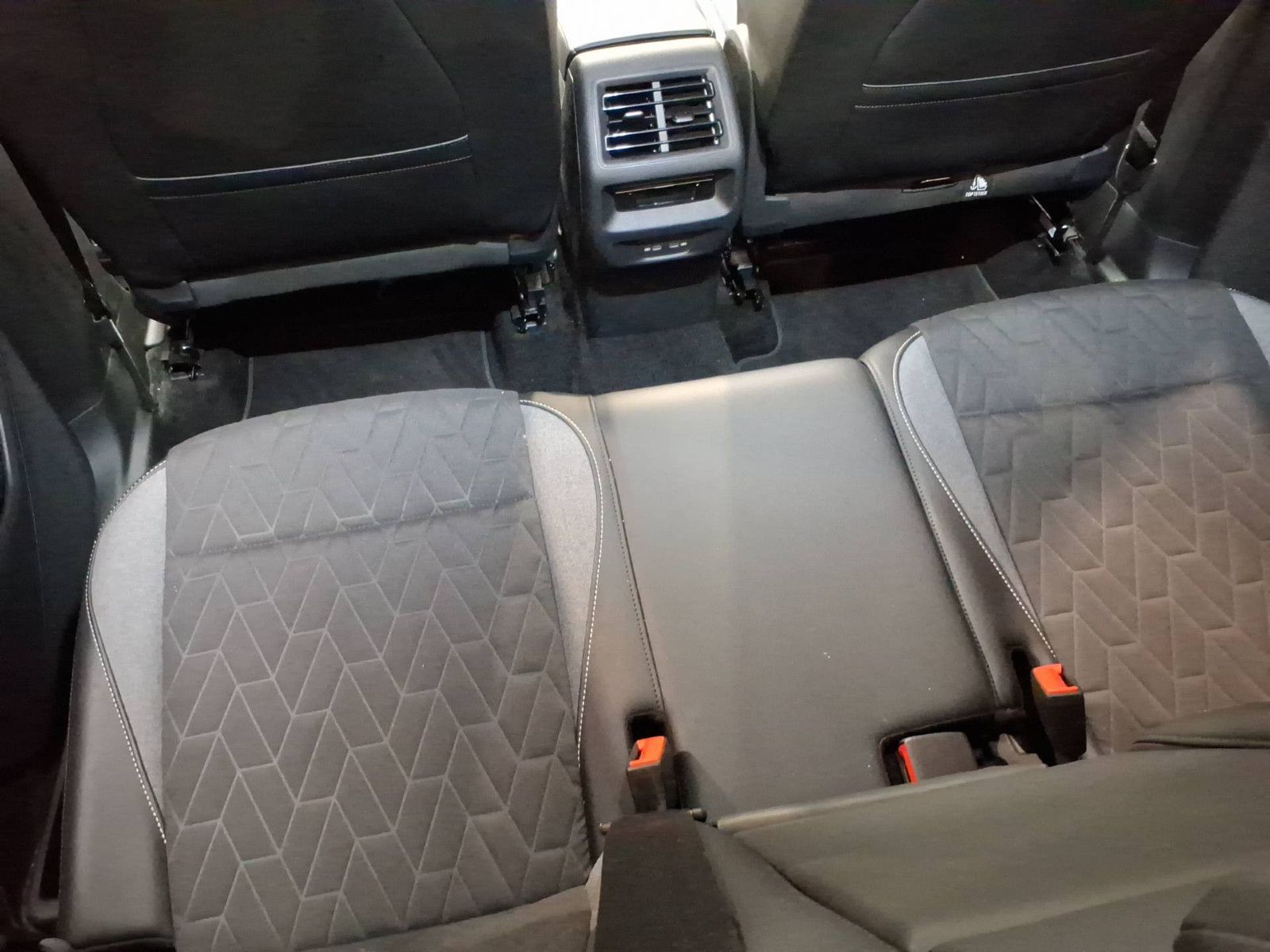 Volkswagen Tiguan - Bild 6
