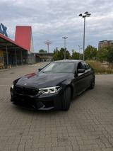 BMW M5 Competition xDrive A M5 Competition  - graue BMW M5