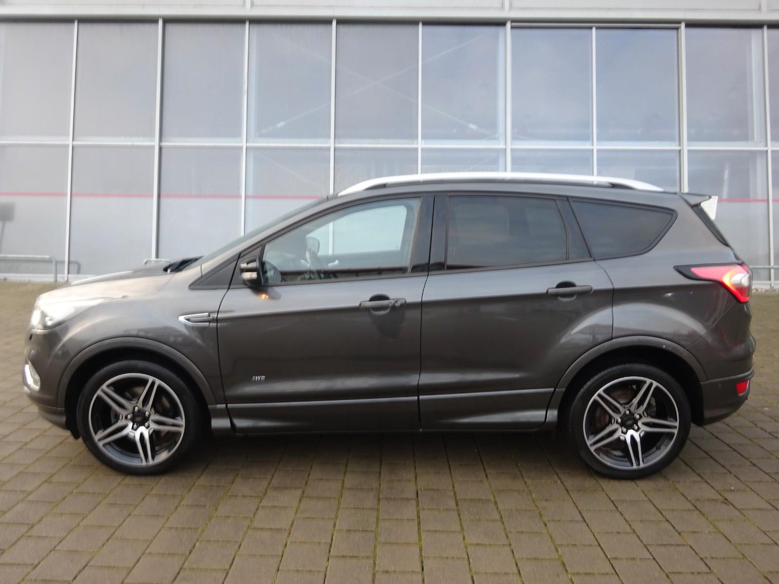 Ford Kuga ST-Line 1,5 EcoBoost KAT *4WD Allradantrieb