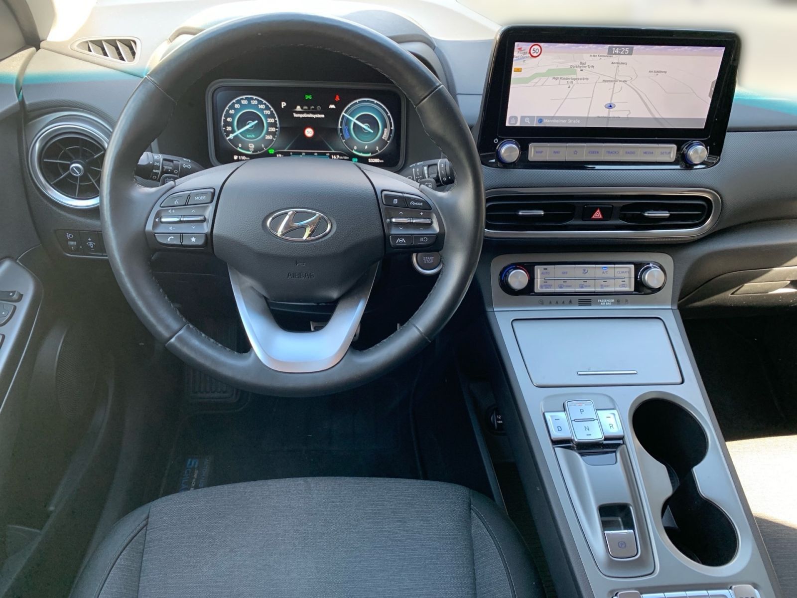 Fahrzeugabbildung Hyundai KONA Edition 30+ 11 kW Navi 1Hd