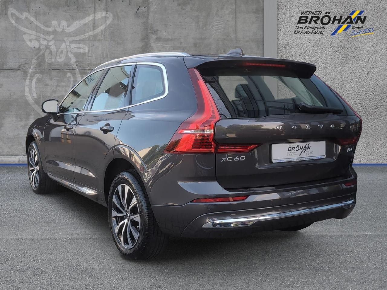Fahrzeugabbildung Volvo XC60 B4 FWD Diesel Plus Bright