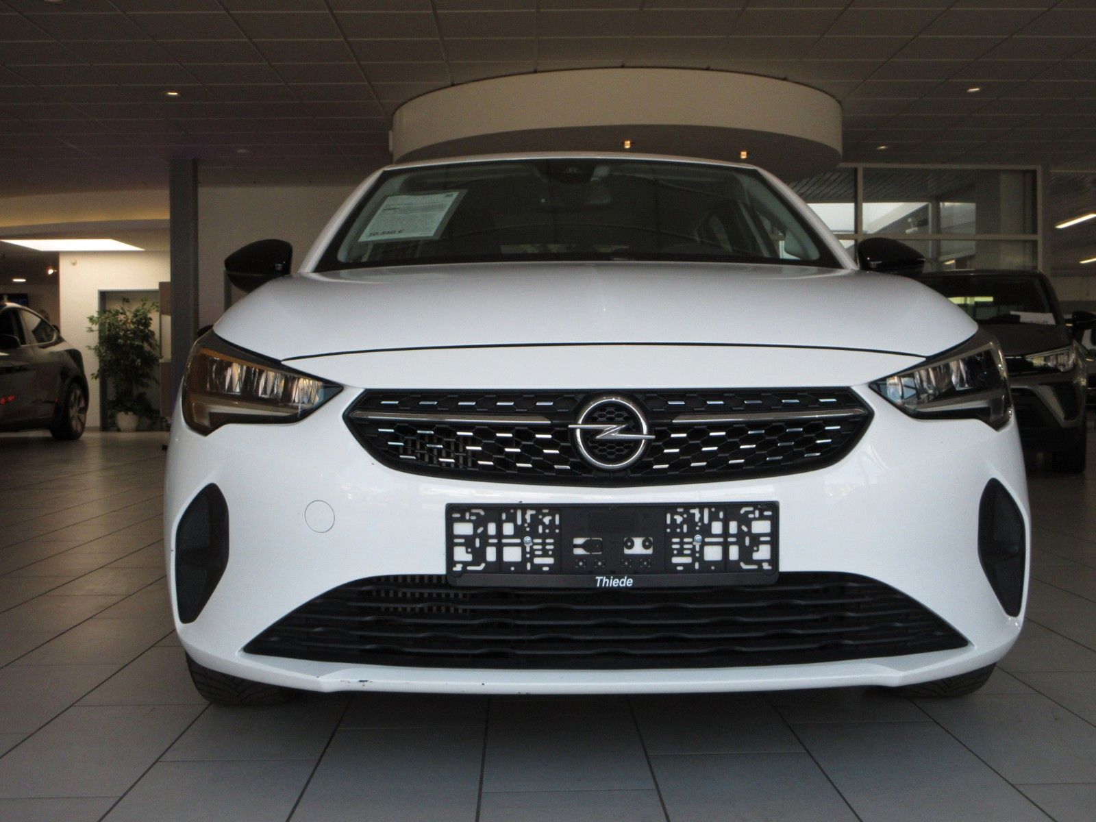 Fahrzeugabbildung Opel Corsa F Elegance 1.2T LED/NAVI/PDC/ALU