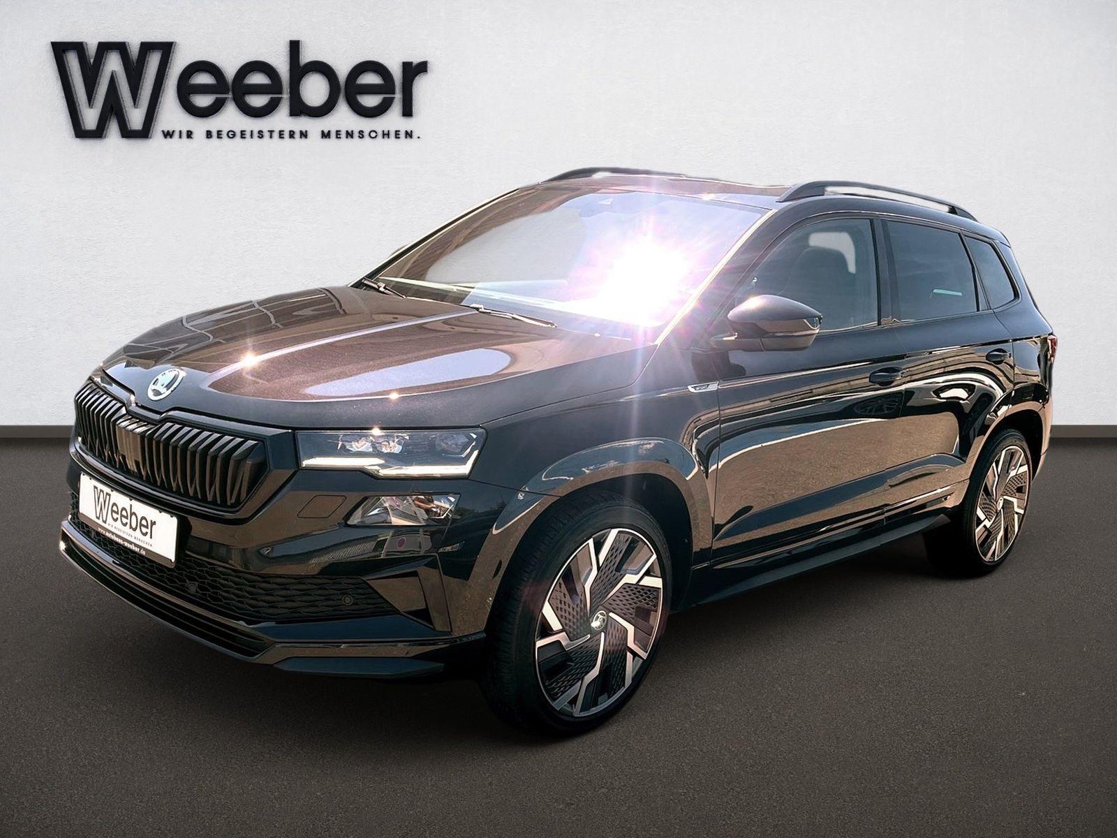 Skoda Karoq Sportline 4x4 *AHK*PANO*STHZ*KAMERA*KEYLES imagem 3