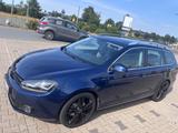 Volkswagen Golf 1.6 TDI DSG Exclusive Variant Exclusive - Volkswagen Golf aus 2010: Kombi