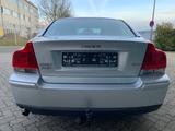 Volvo S60 Lim. 2.4 D5/LEDER/AHK/2.HAND/TEMPOMAT/KLIMA/ - Volvo S60: D2