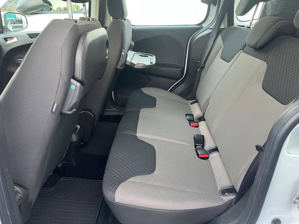 Ford Tourneo Courier