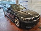 BMW 318i Aut/Panorama/AHK/Stop&Go/LenkrHeiz/Hi-Fi - BMW: Kombi, F31