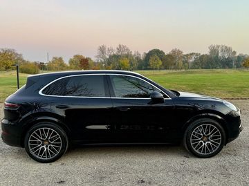 Porsche Cayenne - 7